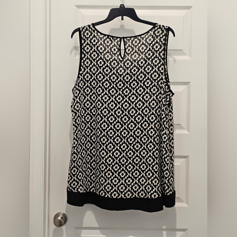 Daniel Rainn Sleeveless Scoop Neck Top, EUC, Size 3X - Picture 7 of 7